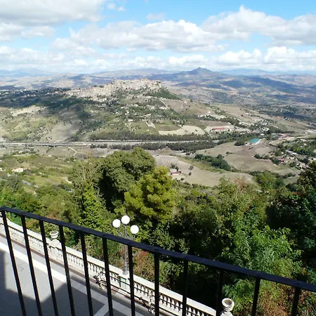 Guest house Sicily Rooms Enna 3*